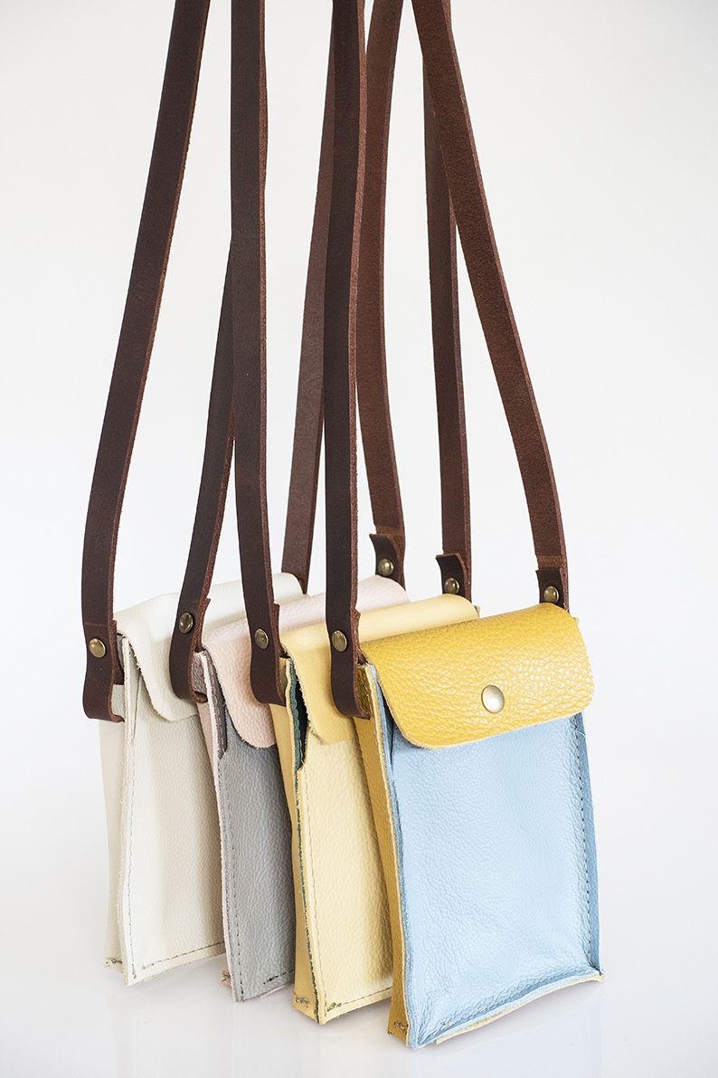 PHONE OFF WHITE PHONE OFF WHITE