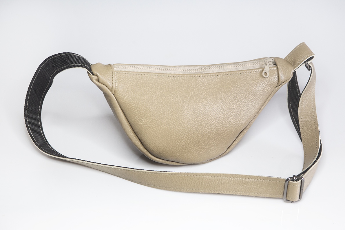 BANANA BEIGE BANANA BEIGE