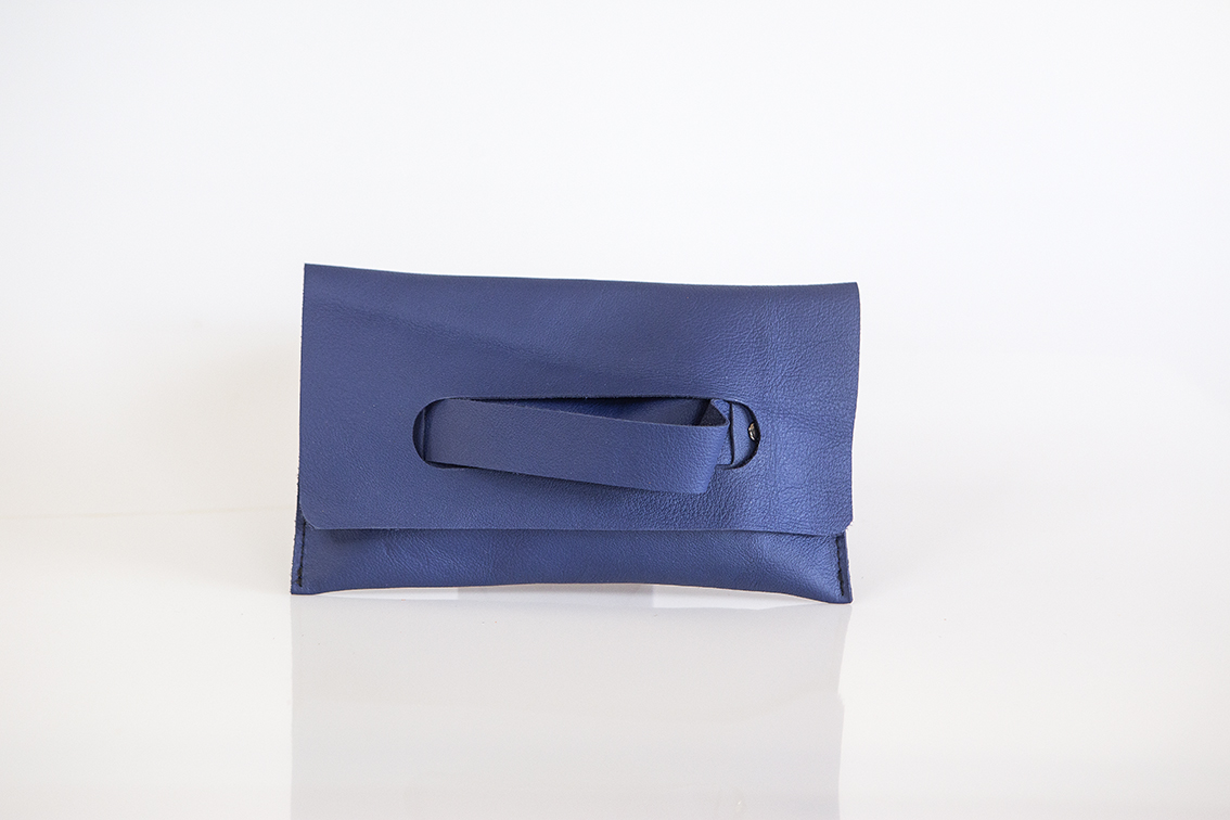 HAND CASE  LEATHER BLUE